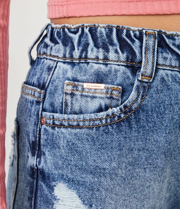 Calça Mom Jeans com Elástico na Cintura Destroyed Azul 4