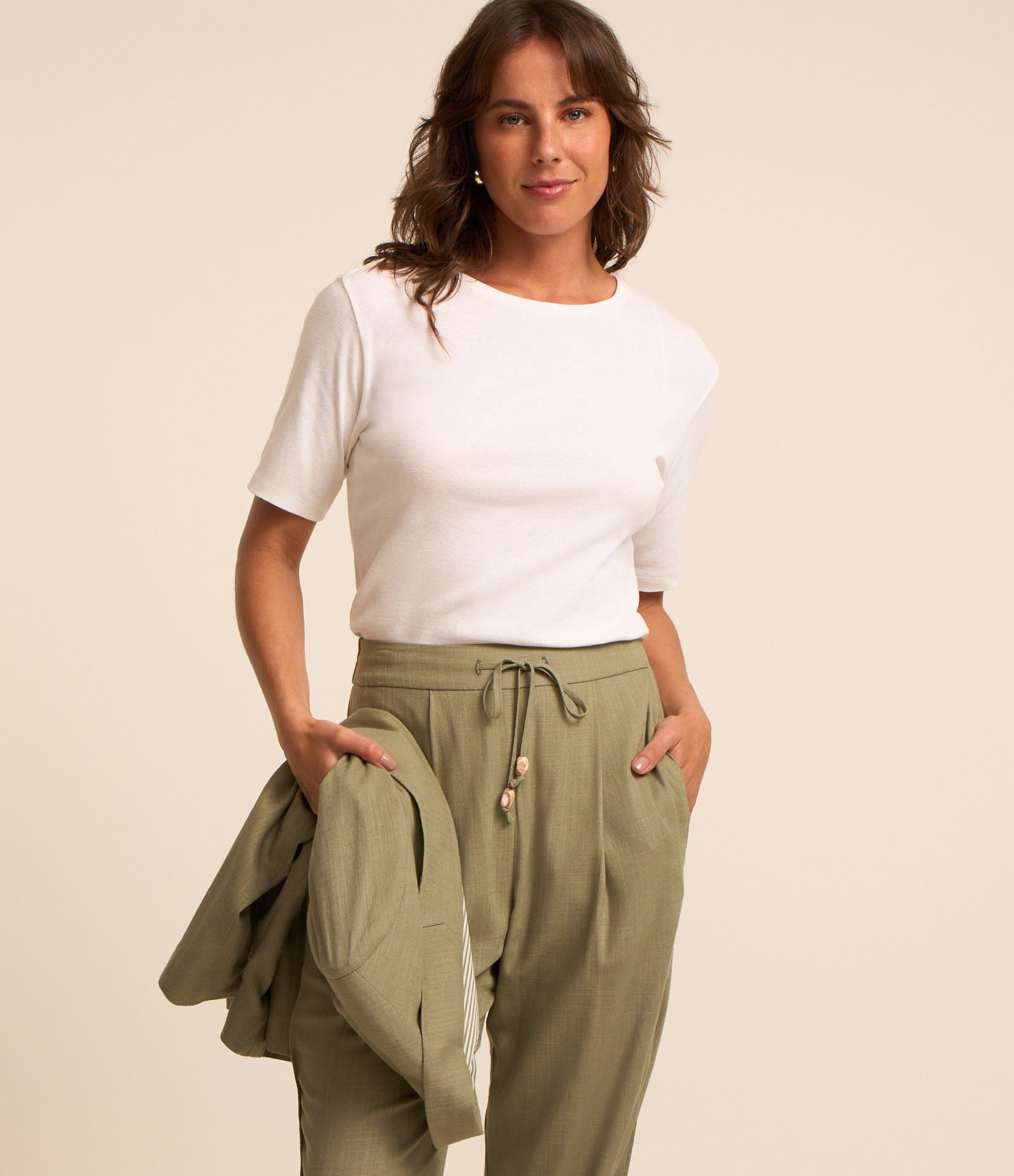 Blusa Básica em Algodão com Gola Redonda 1