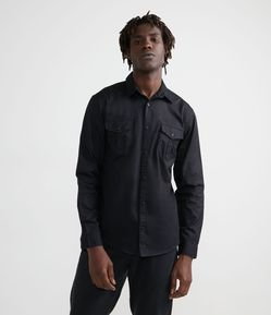 Camisa Comfort em Algodão com Bolsos Frontais