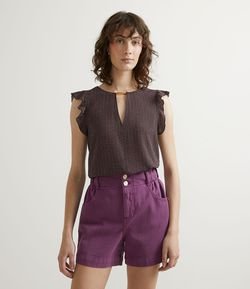 Blusa Regata com Babados e Estampa Gravataria