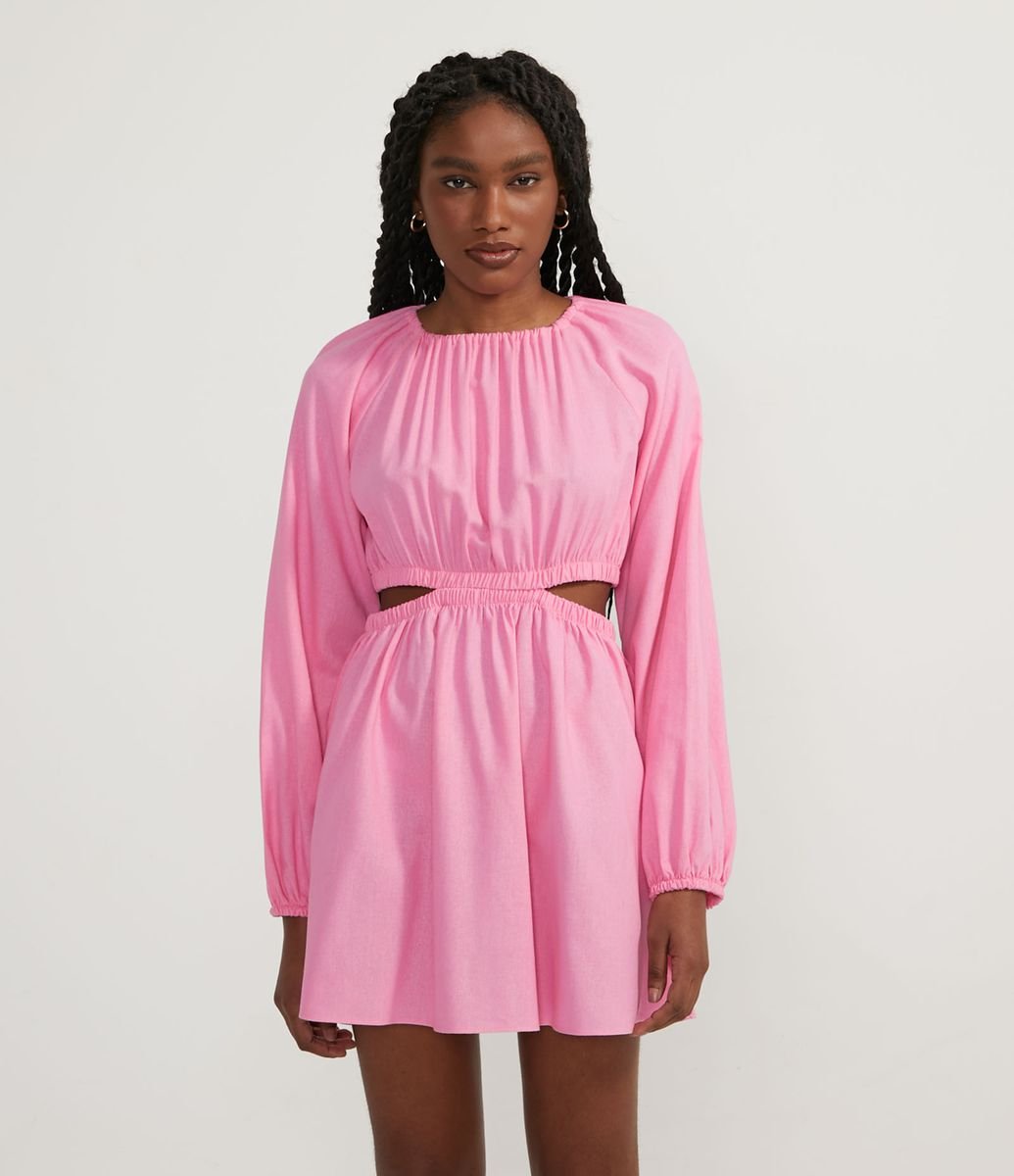 Menor preço em Vestido Curto em Viscolinho com Manga Longa e Abertura nas Laterais