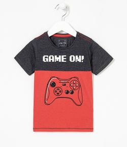 Camiseta Infantil com Recortes Estampa Controle de Game - Tam 1 a 5 anos