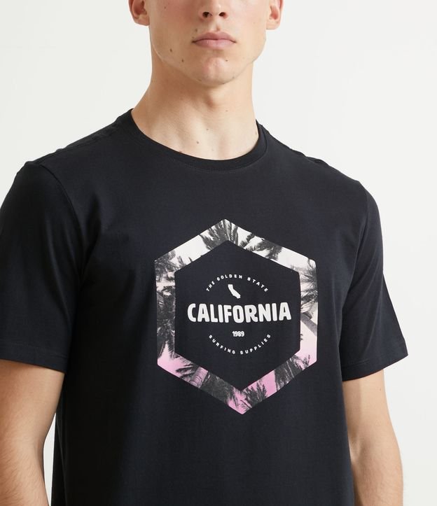 Camiseta Manga Curta com Estampa Califórnia Preto 3