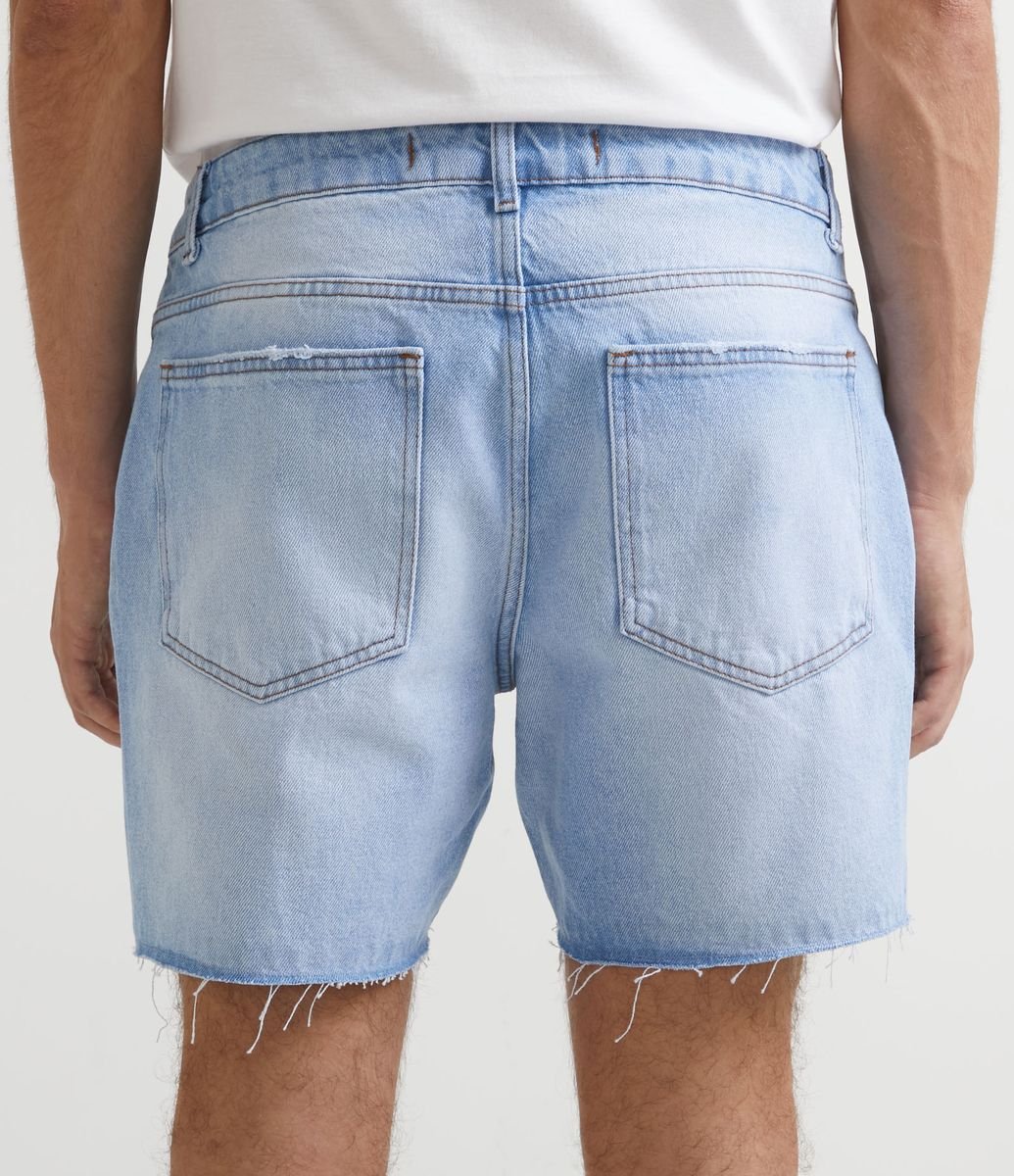 bermuda destroyed renner