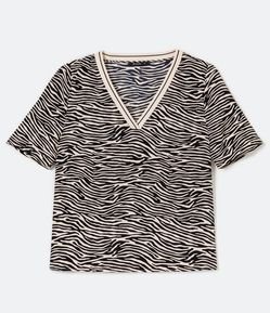 Blusa Manga Curta em Poiliéster com Estampa Animal Print Zebra