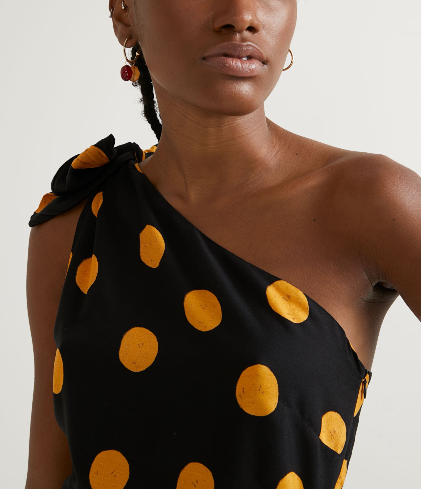 Vestido Midi em Viscose Estampado com Babados na Saia Preto 3