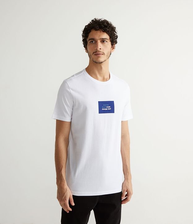 Camiseta Manga Curta com Estampa em Lettering
