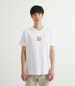 Camiseta Manga Curta com Estampa Deer