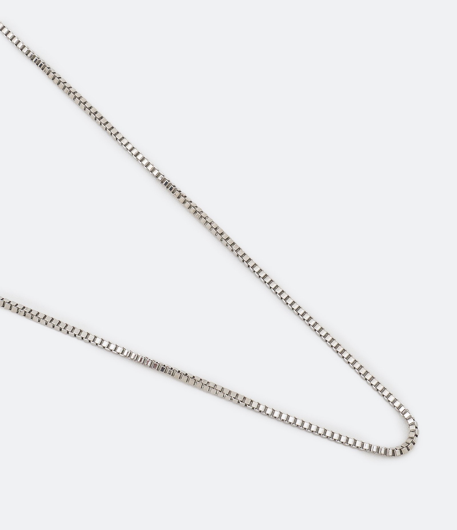 Kit 2 Colares Masculinos com Corrente e Pérolas Prata 3