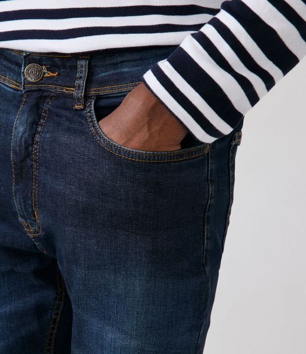 Calça Slim Jeans com Elastano e Pesponto Contrastante 4