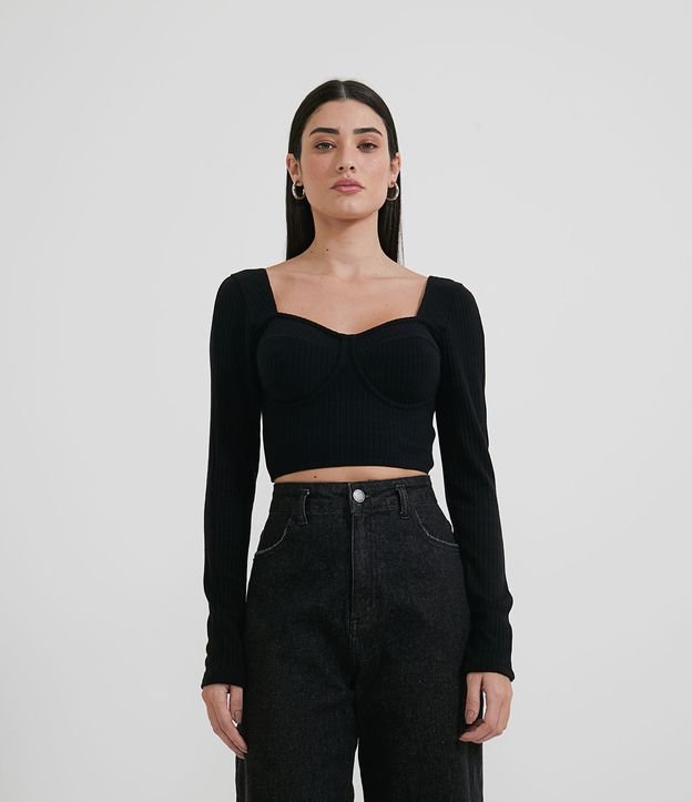 Blusa Cropped em Viscose Canelada com Manga Longa e Busto Estruturado