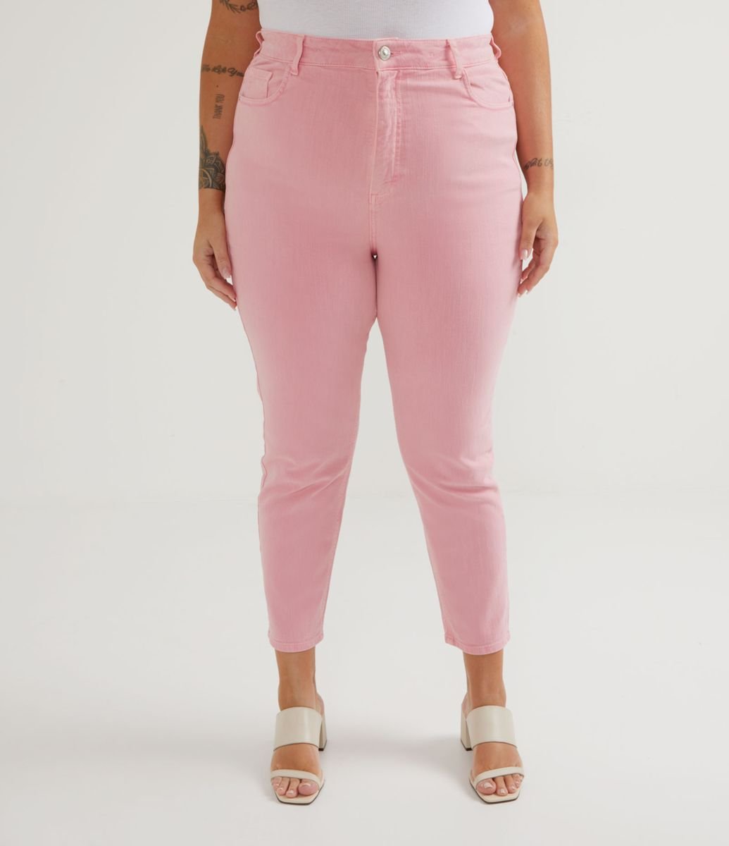 Menor preço em Calça Mom em Sarja Curve & Plus Size