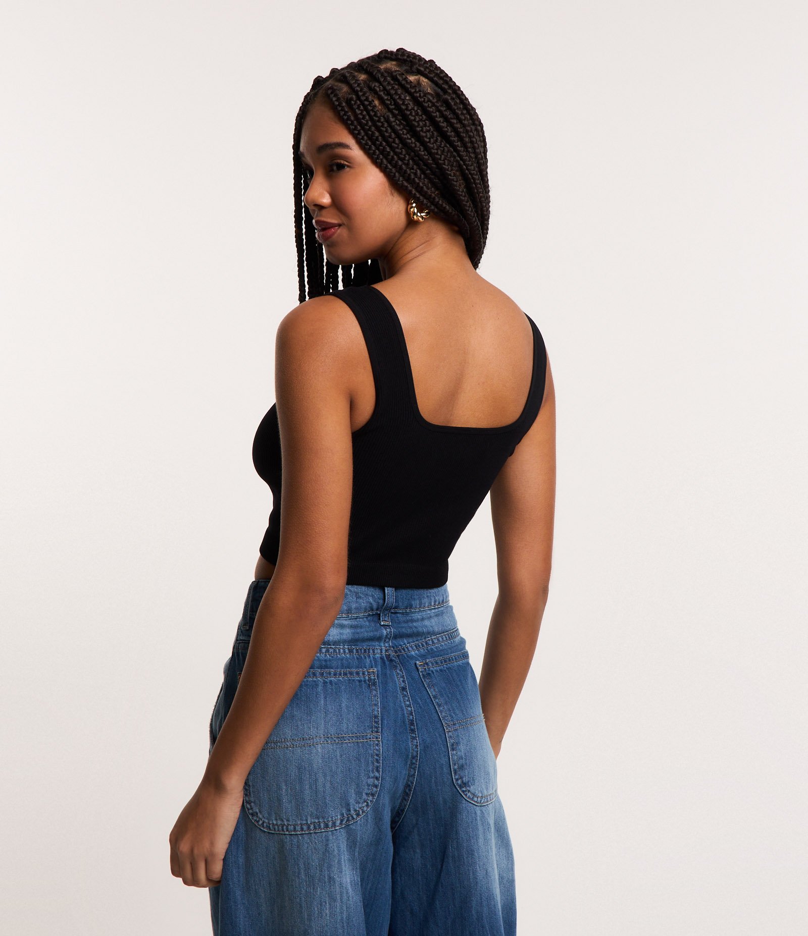 Blusa Regata Cropped Básica em Poliamida Canelada sem Costura Preto 3