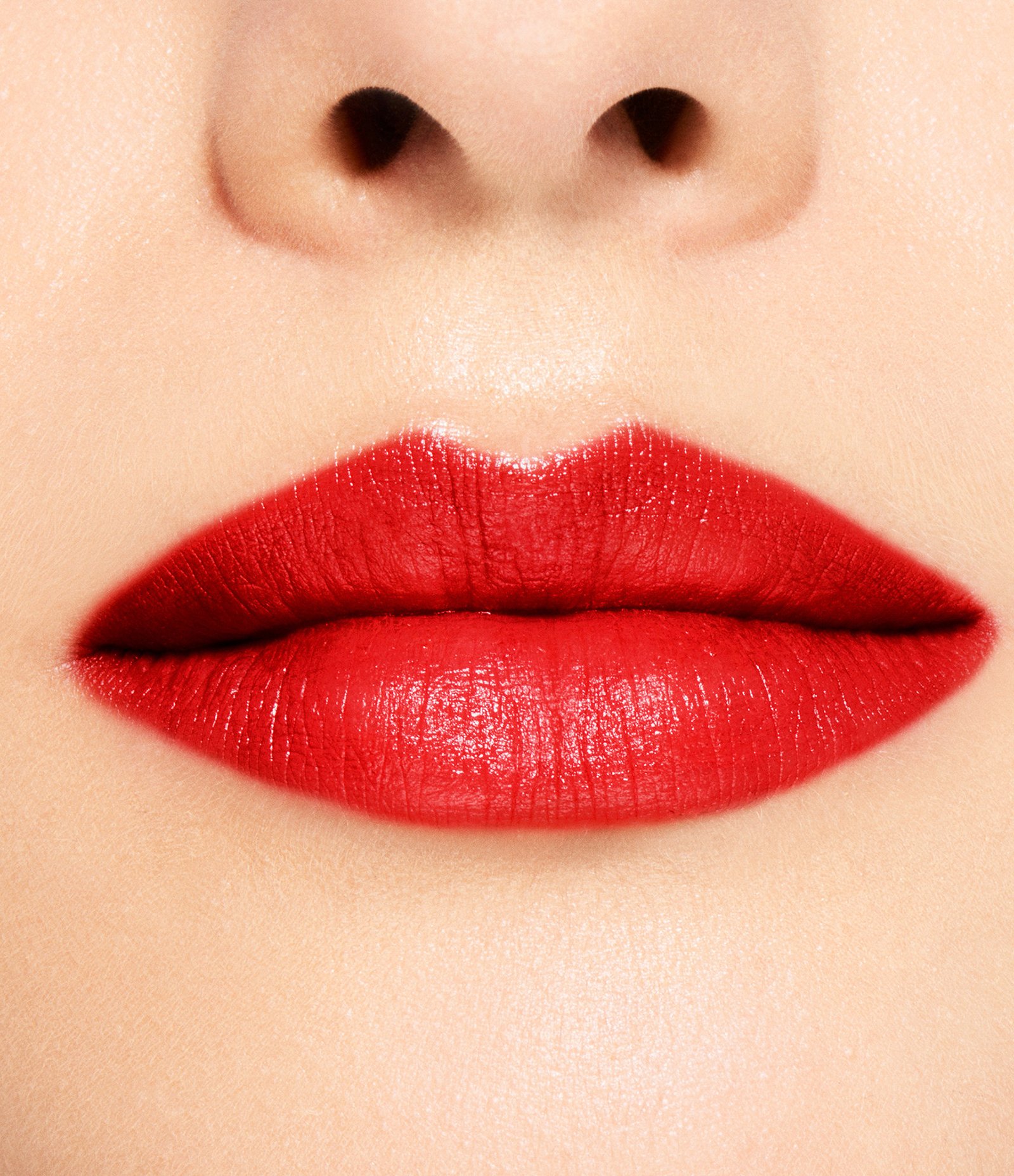 Batom em Gel Visionairy Shiseido 222 Ginza Red 5