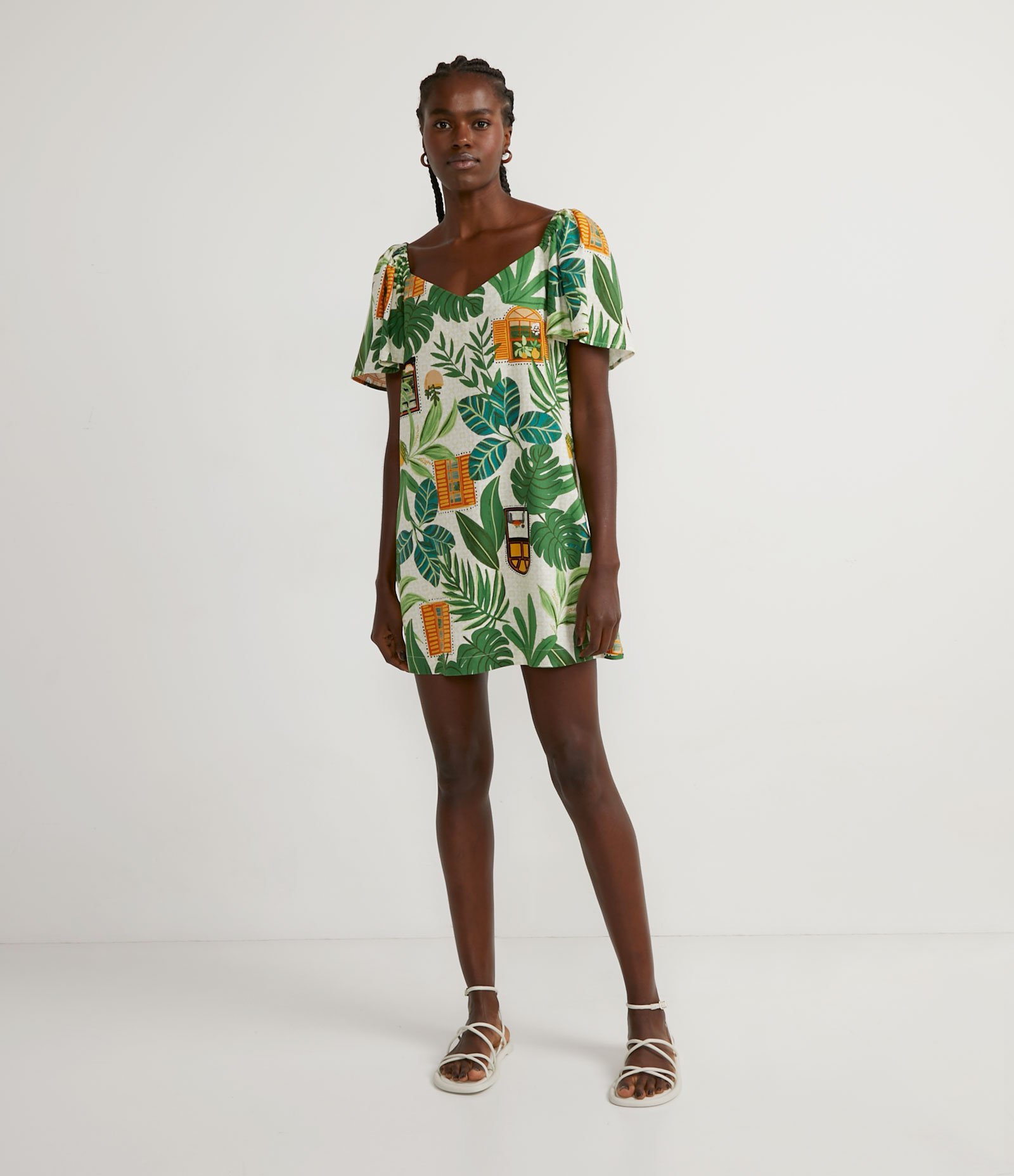 Vestido Curto em Linho com Manga Ampla e Estampa de Folhagem Branco 5