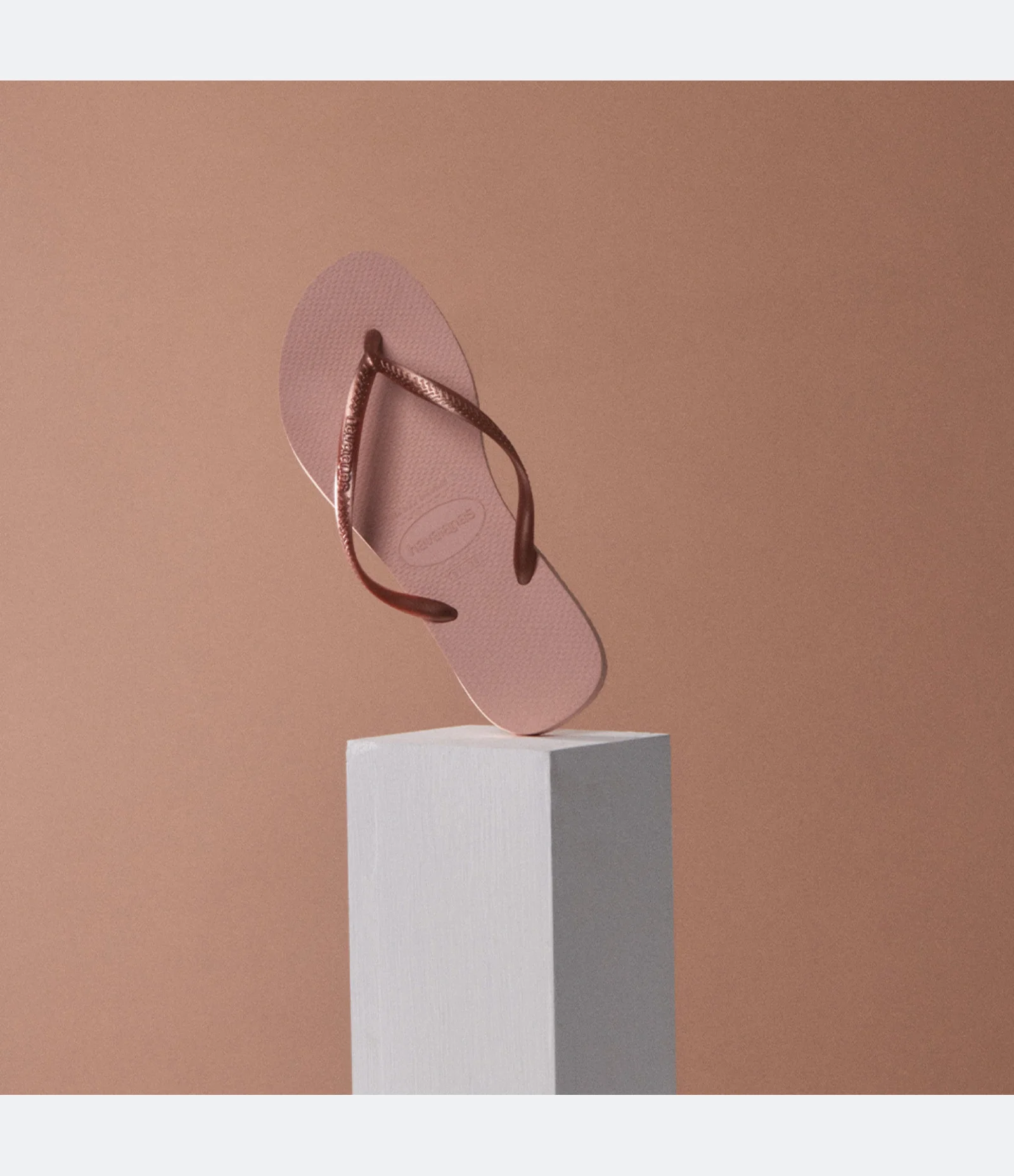 Chinelo Slim com Tira Metalizada Havaianas Rosa Claro 6