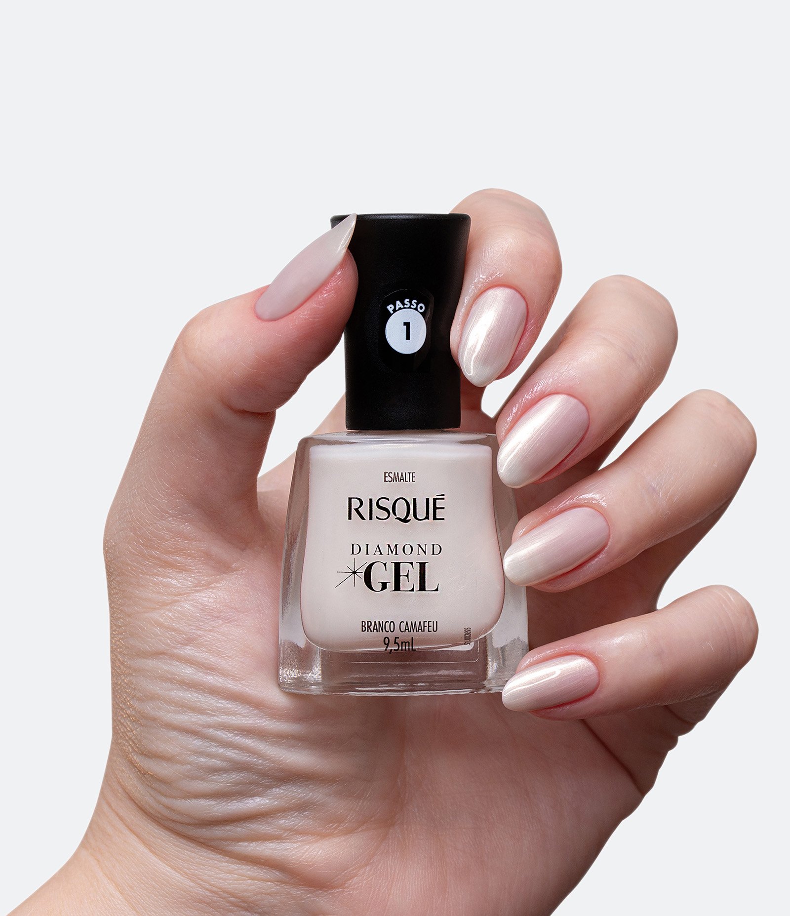 Esmalte Diamond Gel Risqué Branco Camafeu 3