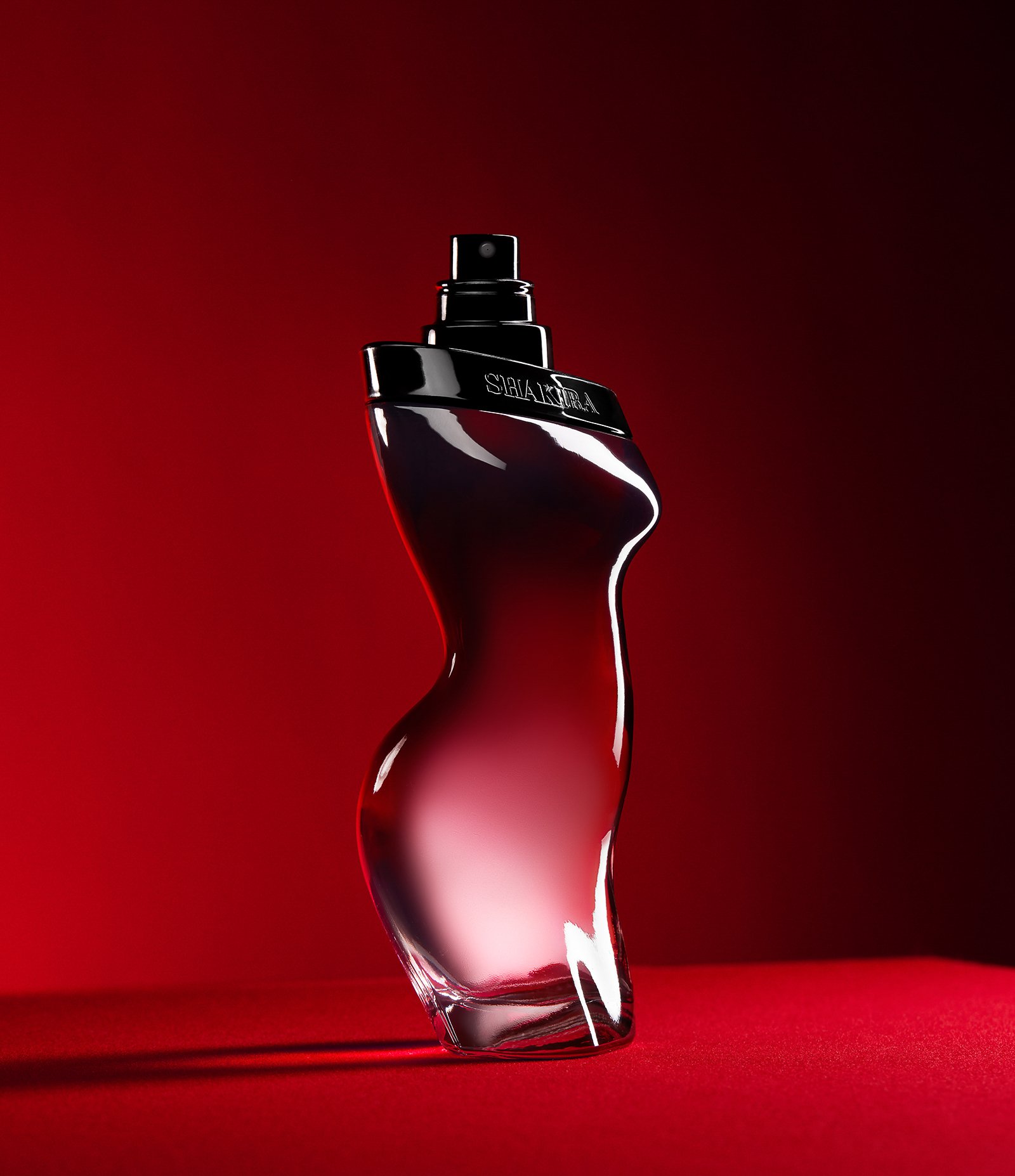 Shakira Red Dance Midnight 50ml 4