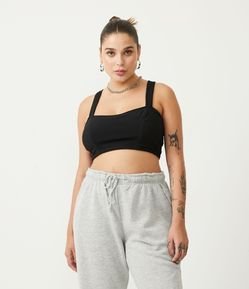 Blusa Regata Cropped Canelada com Recorte no Busto e Alça Larga
