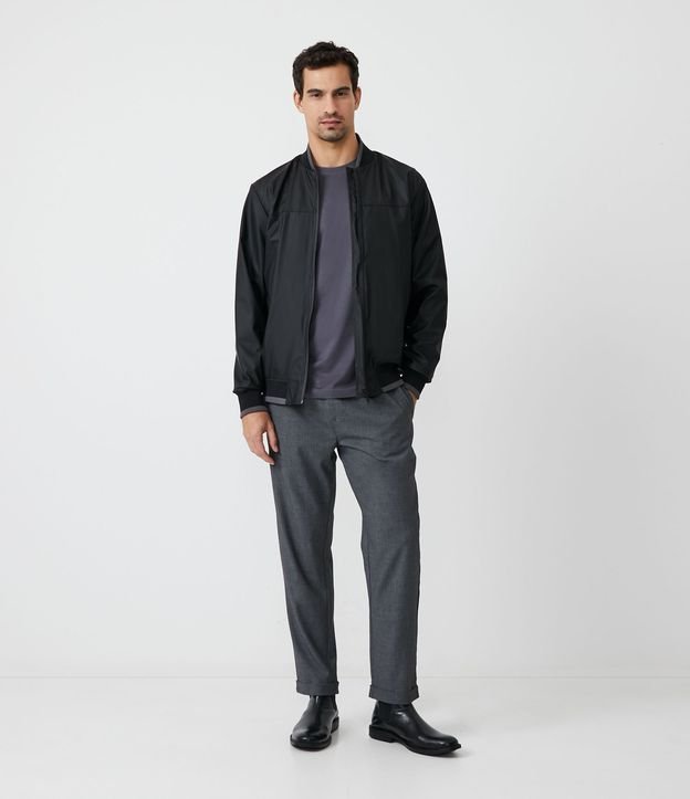 Campera Bomber en Tejido Engomado Negro 2