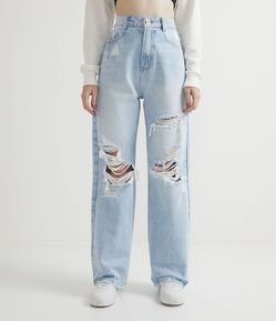 Calça Anos 90 em Jeans com Puídos