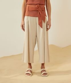 Calça Pantacourt em Viscolinho Bicolor com Faixa para Amarração