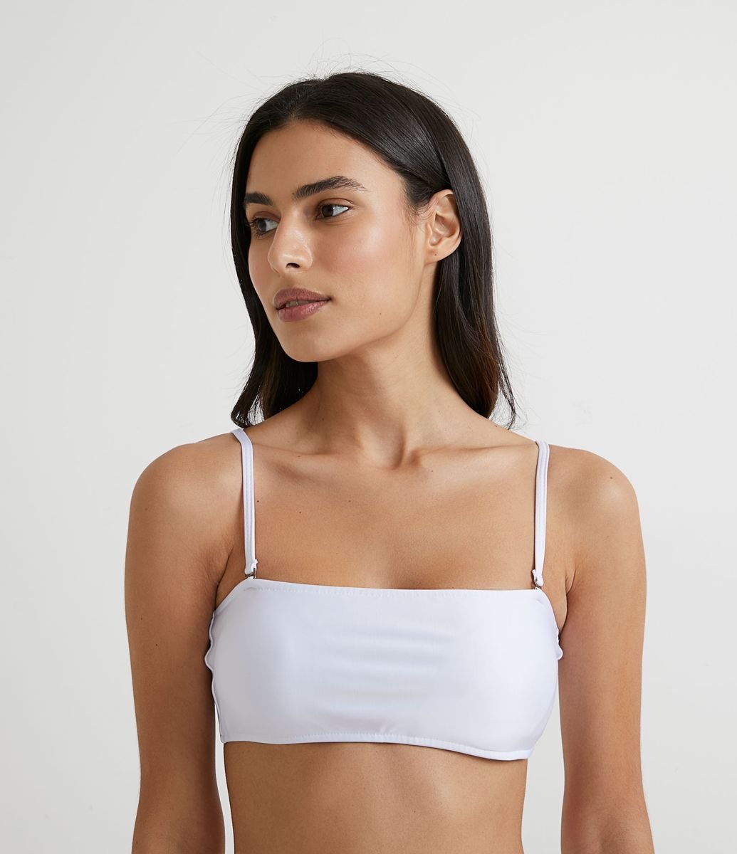 Top <em>bandeau</em> branco, da Renner