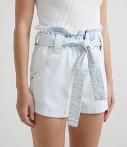 Short Clochard Jeans Delavê com Cinto Faixa com Estampa Floral