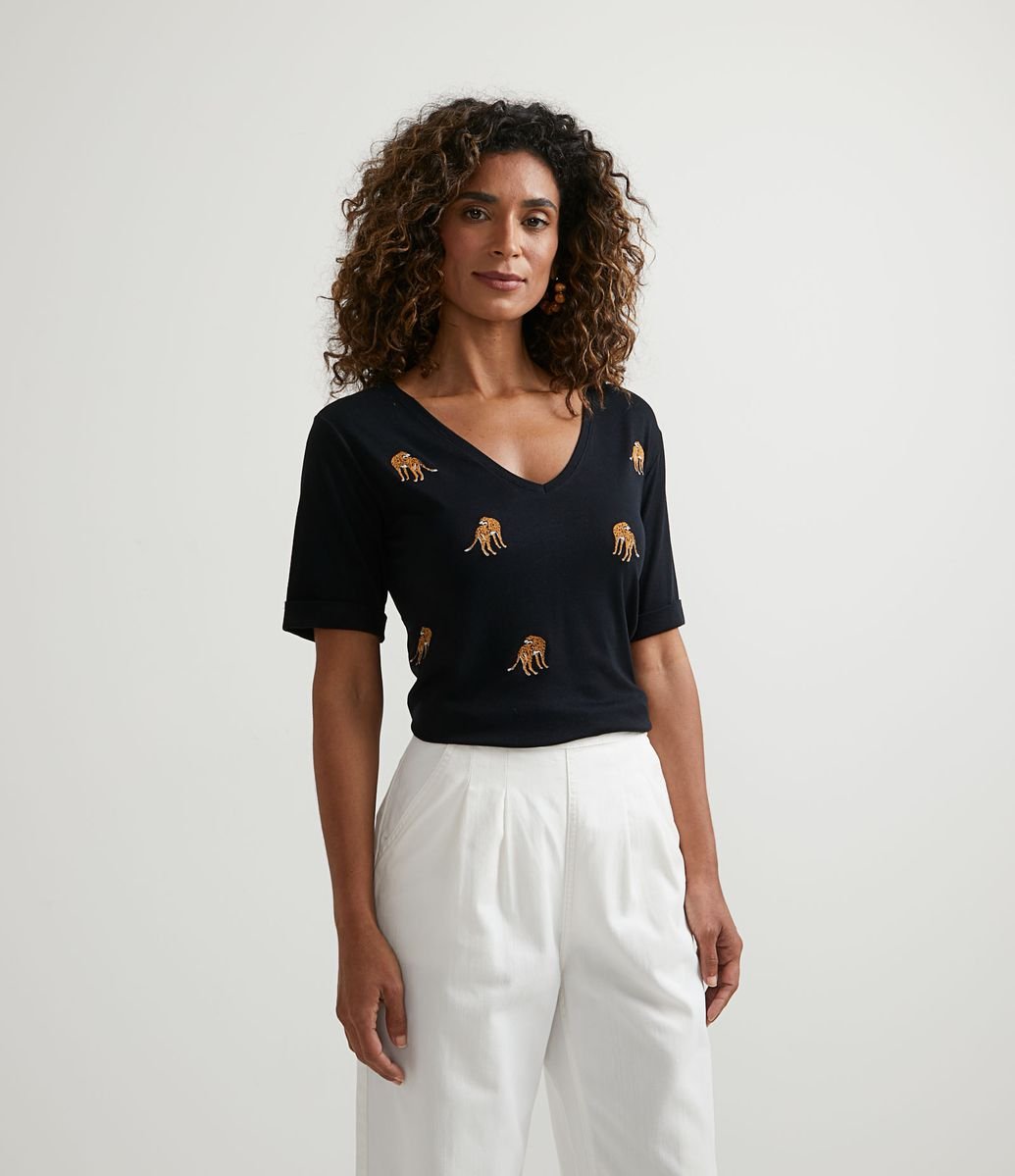 blusa bordada renner