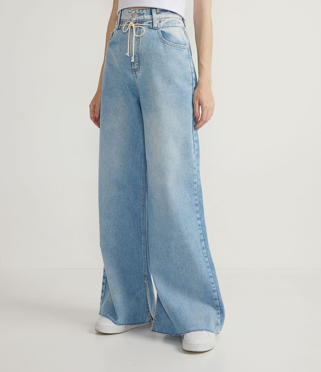 Calça Wide Leg Jeans com Cinto de Cordão Embutido Azul