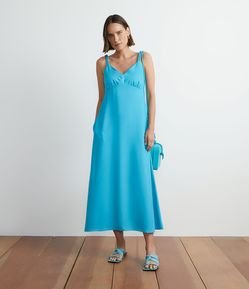Vestido Midi em Crepe com Alças Finas em Corda Sem Estampa