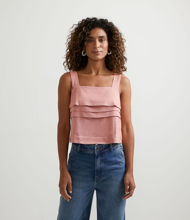 Blusa Regata Cropped em Viscolinho com Pregas Frontais