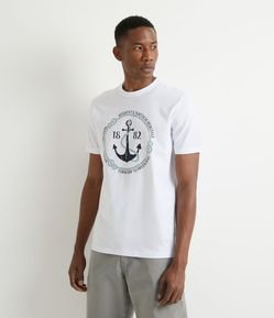 Camiseta Manga Curta em Algodão Estampa Navy