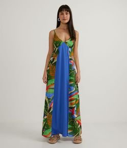 Vestido Longo em Viscose com Estampa Selva e Recorte Frontal