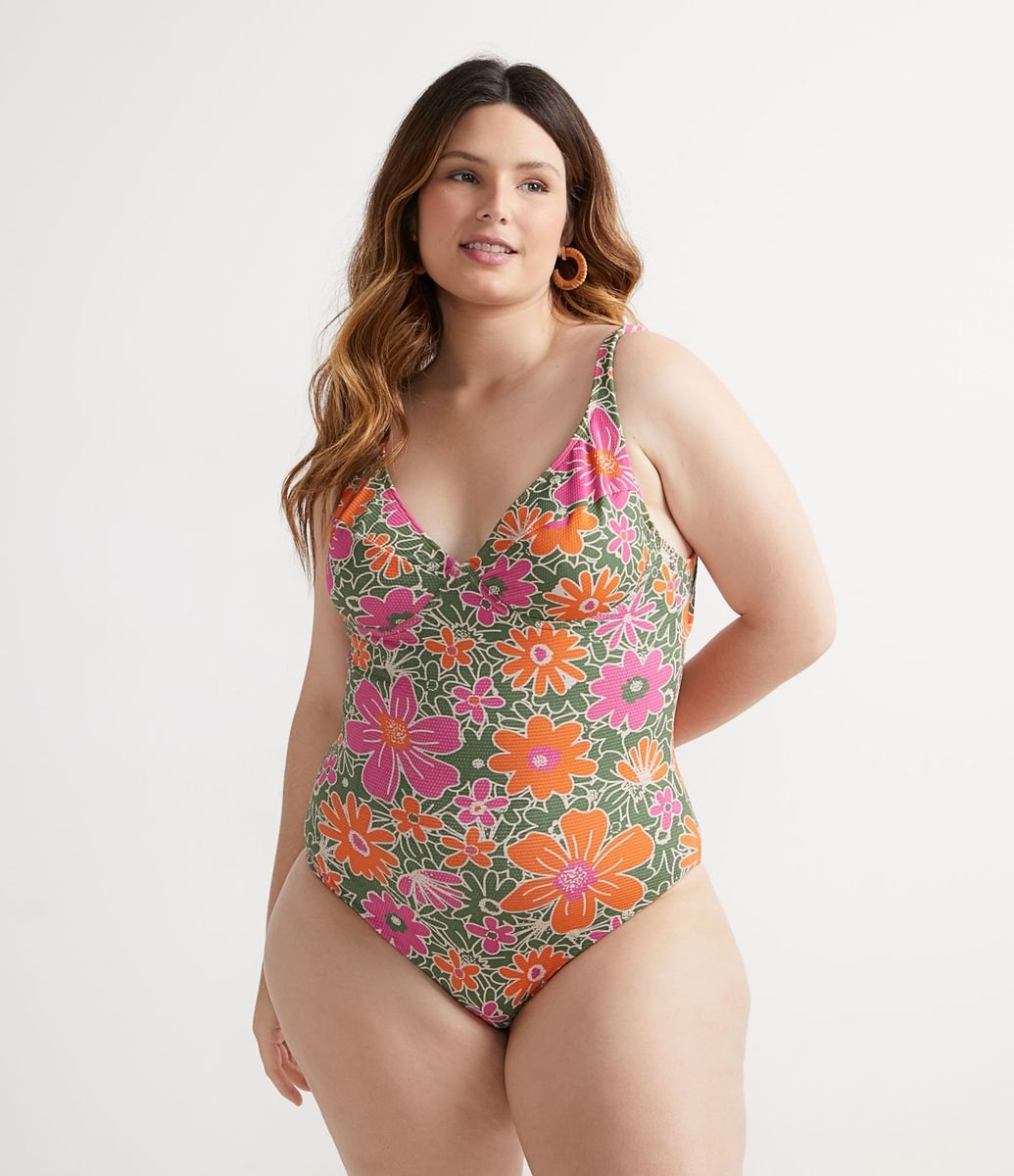Maiô Meia Taça em Poliamida com Estampa Floral Curve & Plus Size Menor preço em Maiô Meia Taça em Poliamida com Estampa Floral Curve & Plus Size