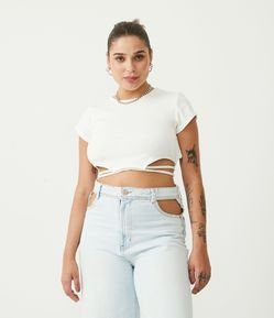 Blusa Cropped em Viscose Canelada com Amarração no Corpo