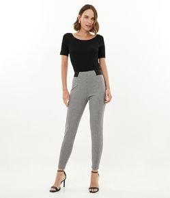 Calça Legging com Padronagem Xadrez Pied-de-Poule