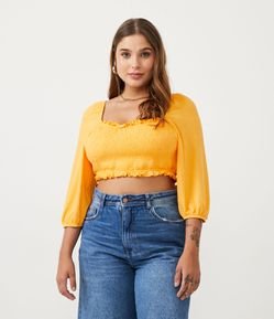 Blusa Cropped em Viscose com Manga 3/4 Bufante e Lastex no Corpo