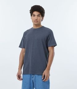 Camiseta Básica em Meia Malha Manga Curta