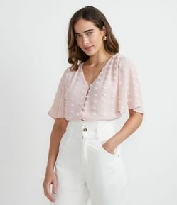 Blusa Manga Curta em Chiffon com Textura de Bolinhas