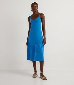 Vestido Midi Estonado em Meia Malha com Alça Fina e Babado na Barra