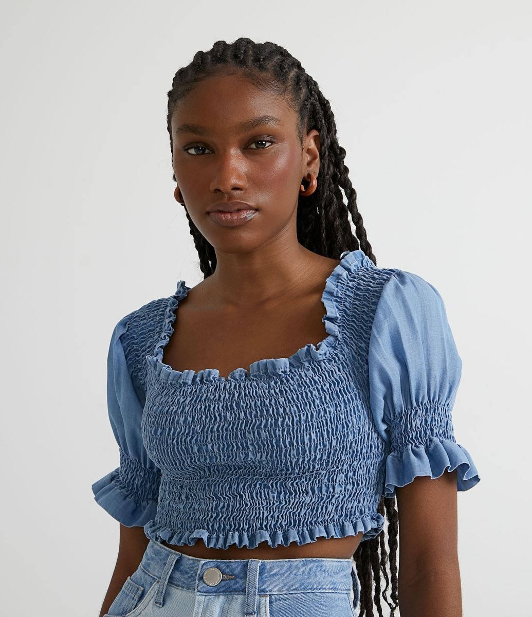 blusa cropped azul claro