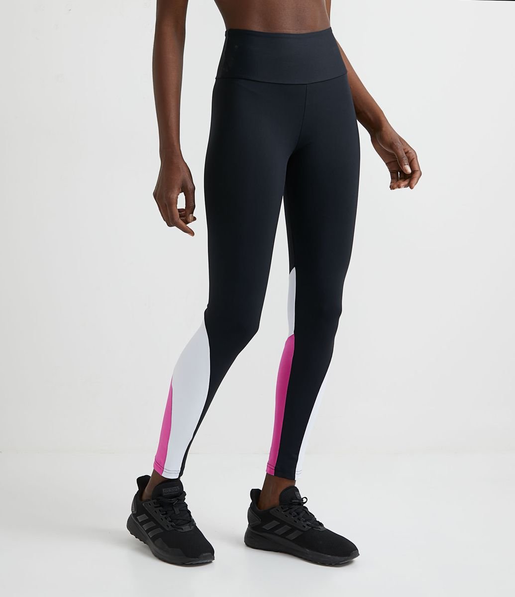 Calça Legging Esportiva em Poliamida com Recortes Contrastantes Menor preço em Calça Legging Esportiva em Poliamida com Recortes Contrastantes