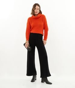 Calça Wide Leg em Tricô com Cintura Elástica