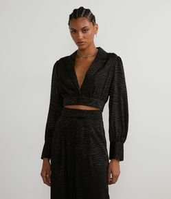 Blusa Corta en Satín Manga Larga y Botones Forrados
