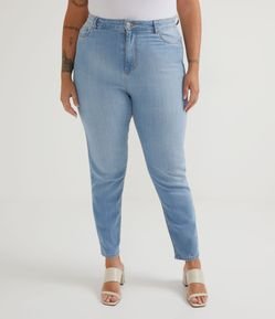 Calça Skinny Push Up em Jeans Delavê Curve & Plus Size