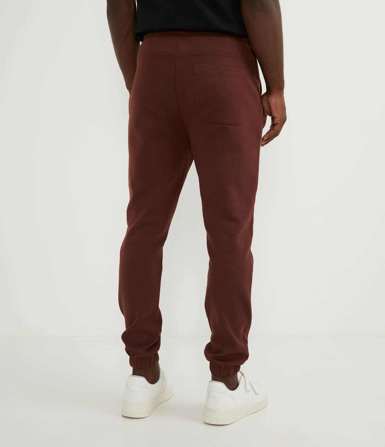 Calça Jogger em Moletom com Cós Elástico e Bolsos Vermelho 2