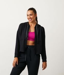 Jaqueta Esportiva em Modal com Capuz e Fechamento com Zíper