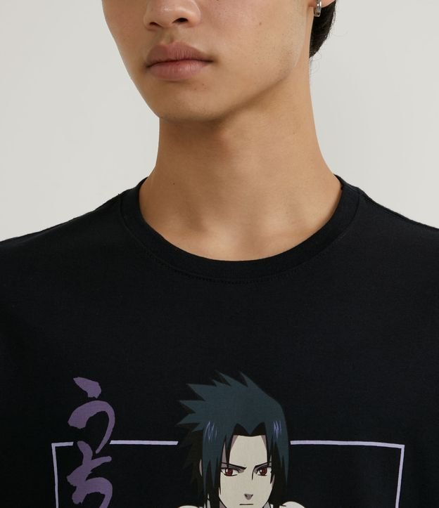 Camiseta Manga Curta com Estampa Sasuke Preto 3