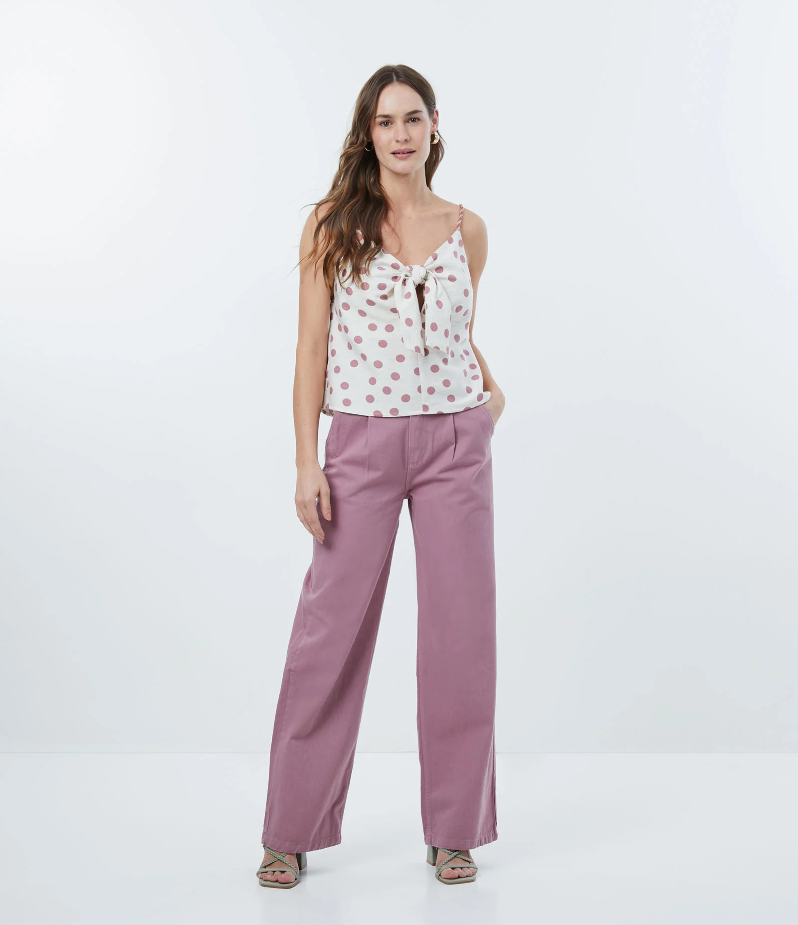 Blusa Regata em Viscolinho com Estampa Poá e Alça de Corda Rosa 2